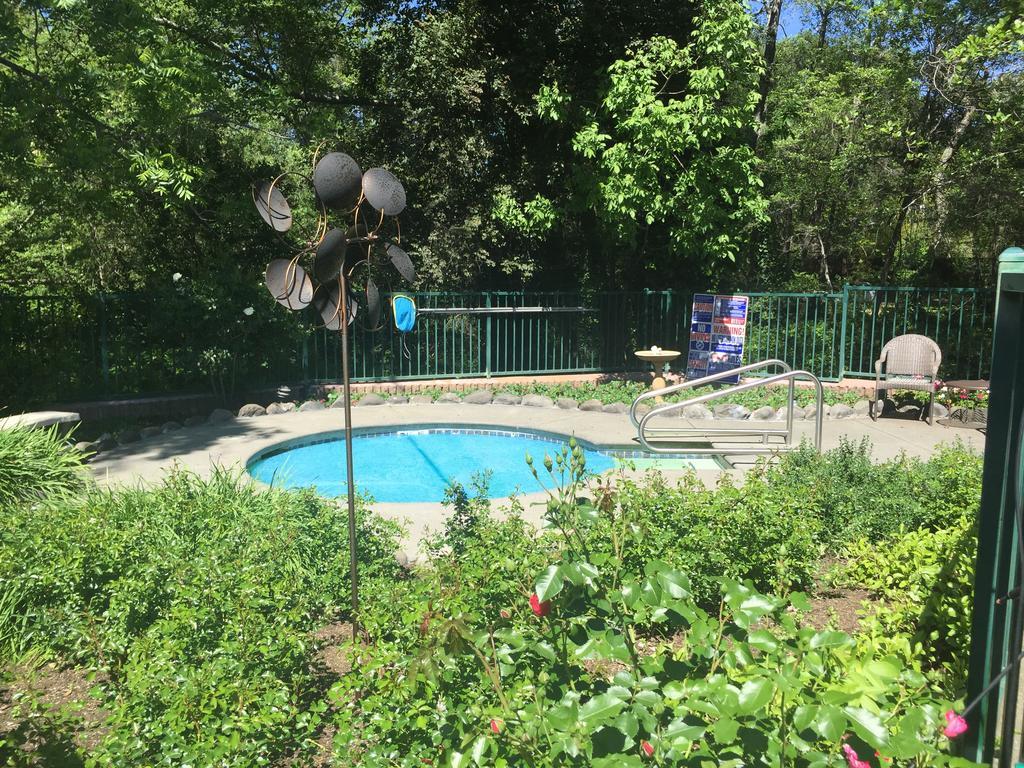 The Jack London Lodge Glen Ellen Esterno foto